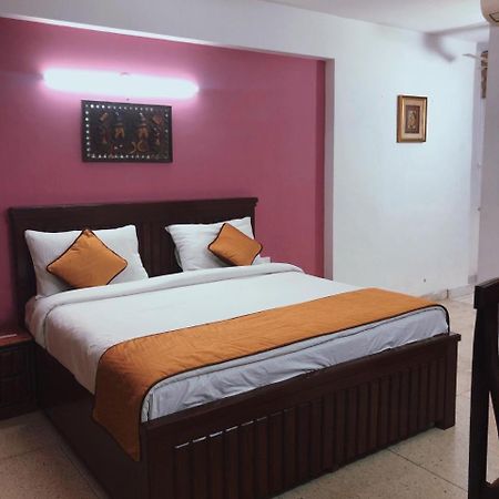 Awasthi Kozi Stays B&B - Closest To Vfs New Delhi Luaran gambar