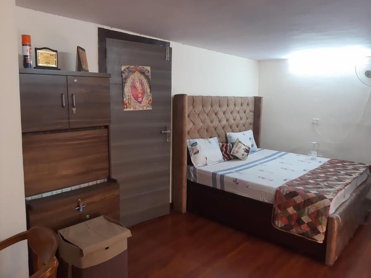 Awasthi Kozi Stays B&B - Closest To Vfs New Delhi Luaran gambar